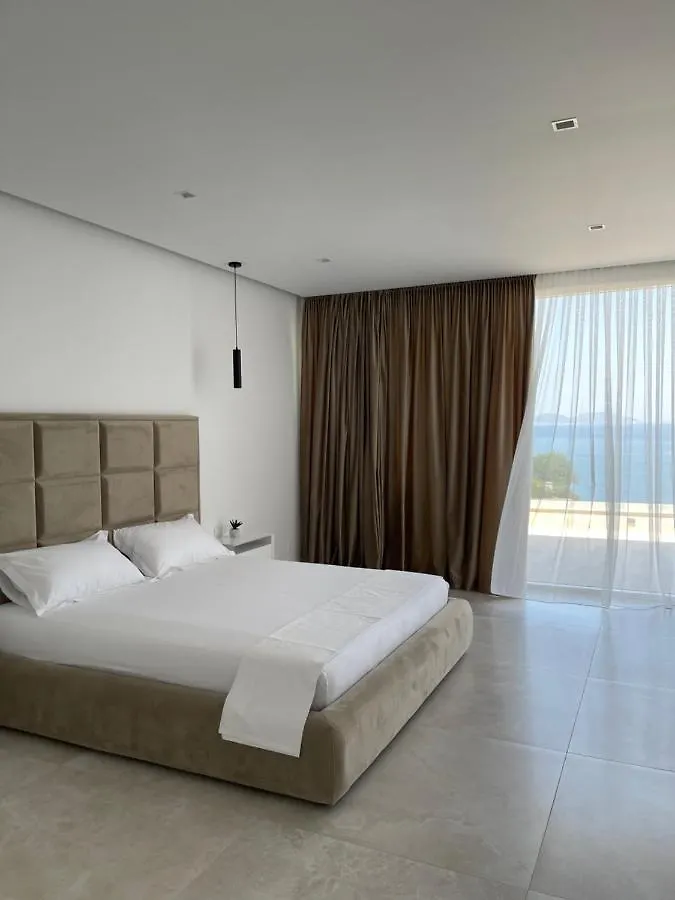 Apartment Sara Beach House Vlore